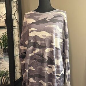 Women’s Camo Long Sleeve Shirt